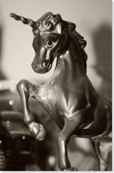 artsy fartsy unicorn030
